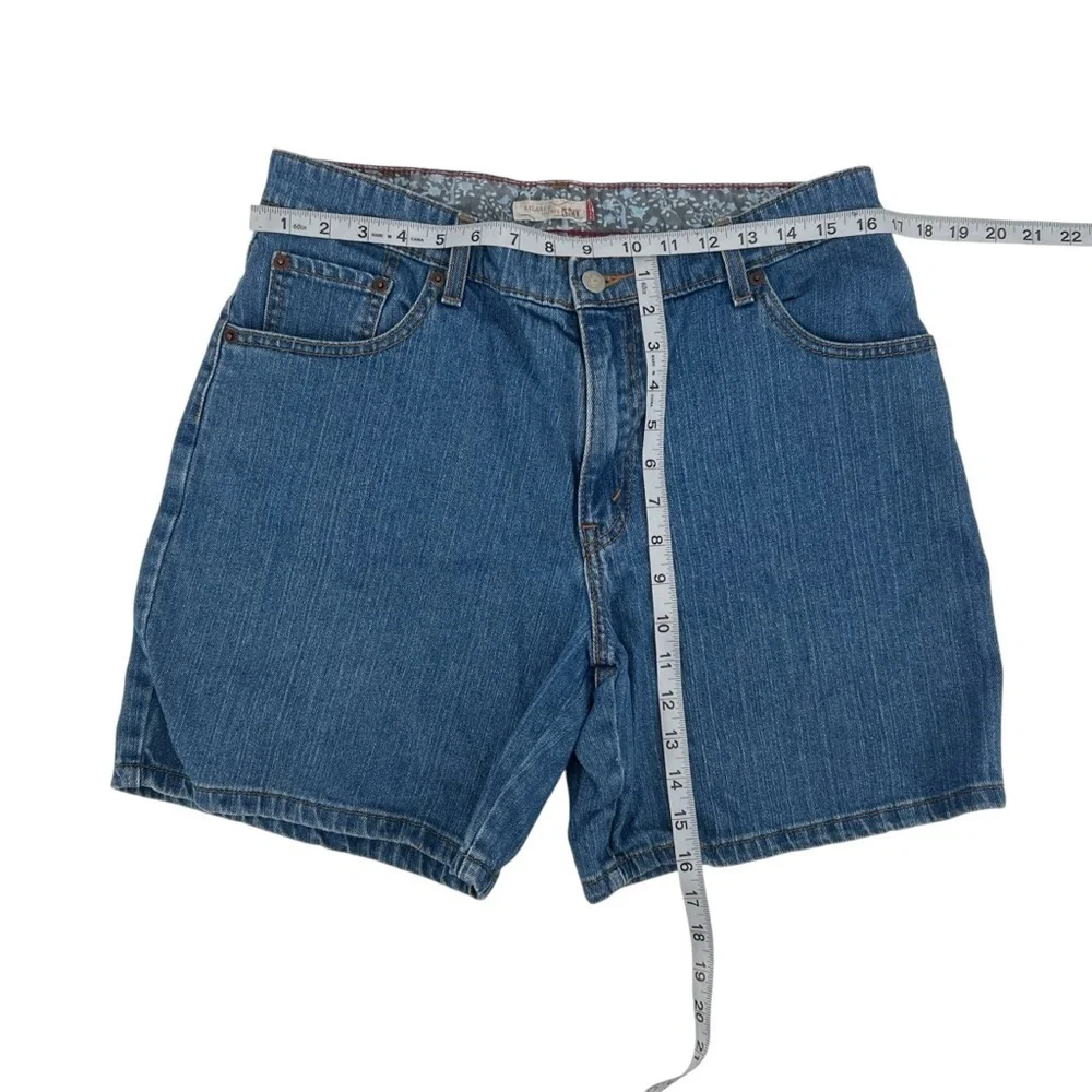 Levi's 550 Relaxed Jean Shorts Size 14 Women’s